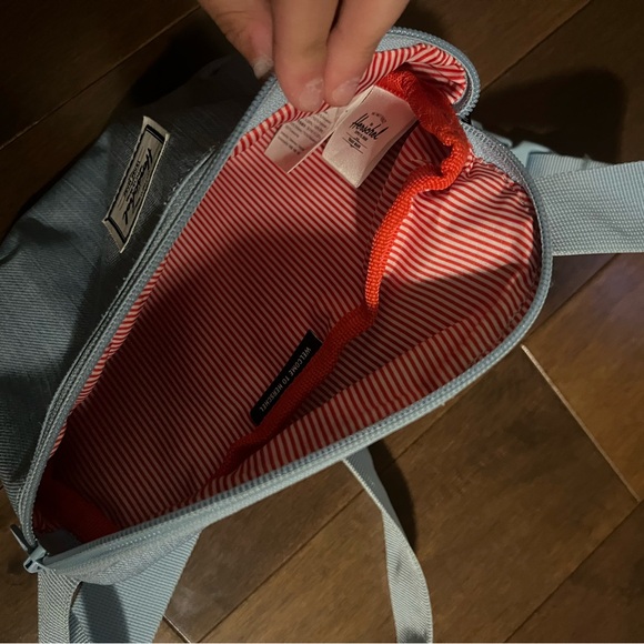 Herschel blue Fanny pack - Picture 5 of 6